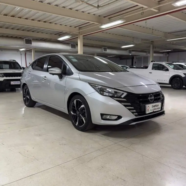 Nissan Versa Exclusive 1.6 (Flex) (Aut)