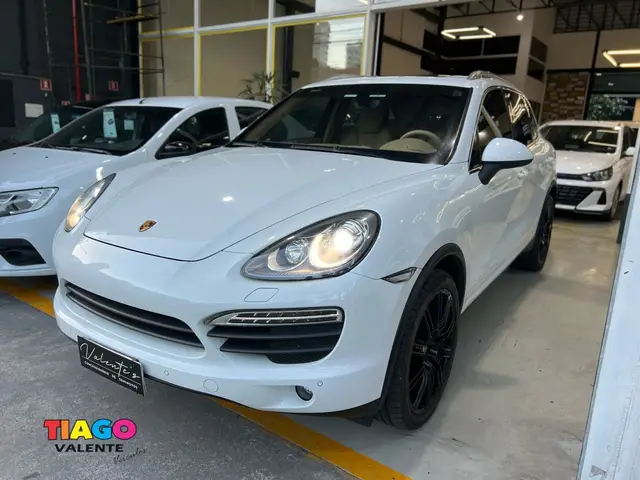 Carro Porsche Cayenne 2013 4.8 V8 S 4WD