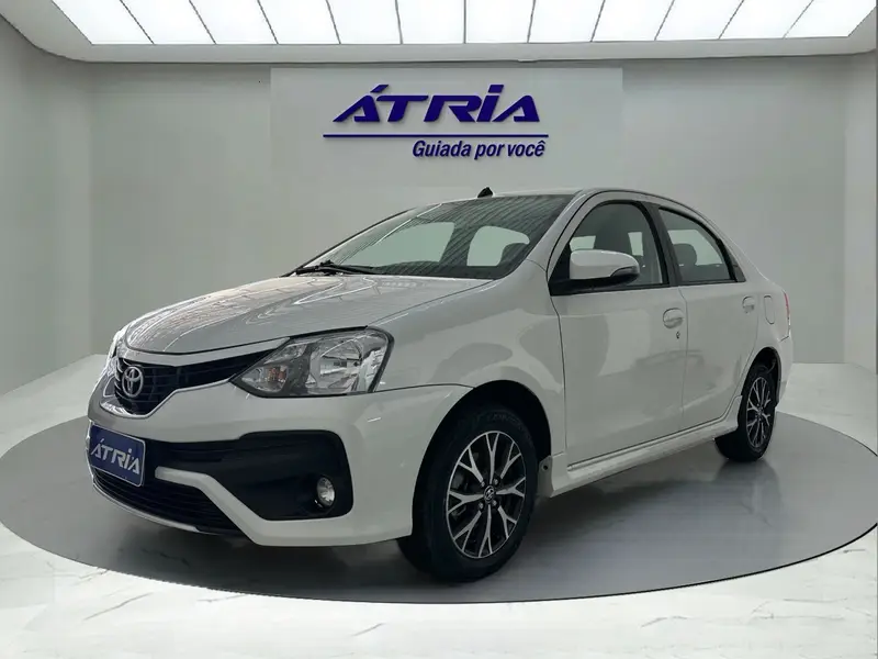 Toyota Etios Platinum 1.5 (Aut) (Flex)