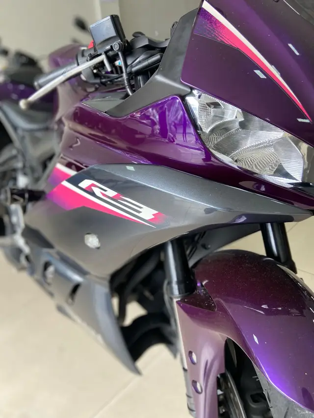 Carro Yamaha YZF R3 2024 ABS