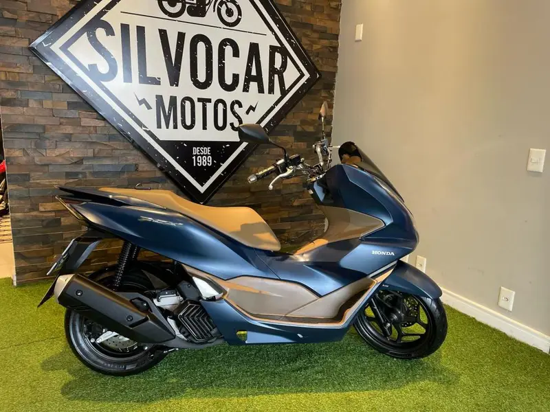 Honda PCX 160 DLX ABS