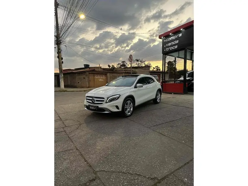 Mercedes-Benz GLA 200 GLA 200 1.6 Vision