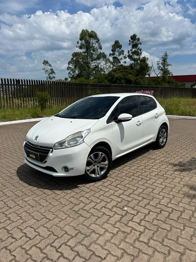 Carro Peugeot 208 2016 Active 1.5 8V (Flex)
