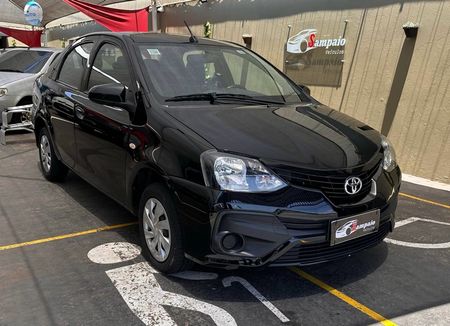 Etios Sedan X 1.5 (Flex)