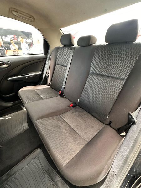 Etios Sedan X 1.5 (Flex)