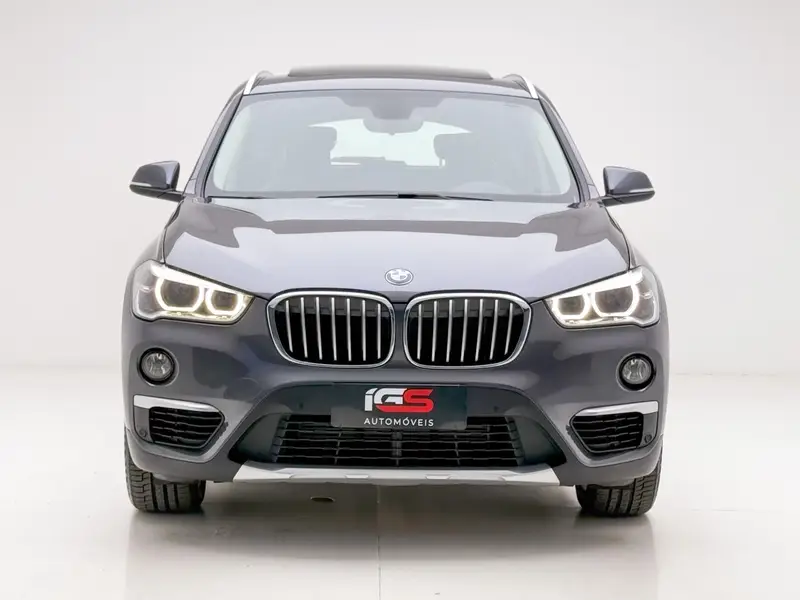 BMW X1 2.0 sDrive20i X-Line ActiveFlex