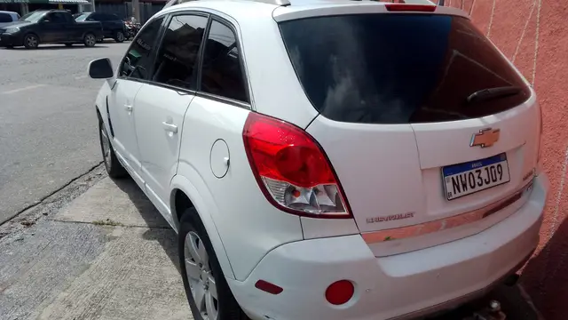 Carro Chevrolet Captiva 2011 Sport 2.4 16V (Aut)