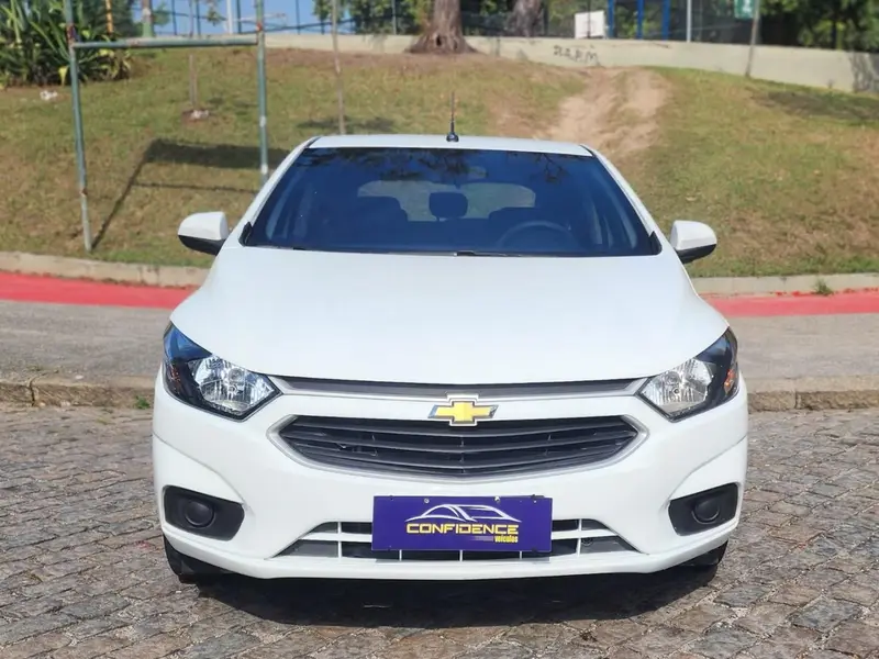 Chevrolet Onix 1.0 LT SPE/4