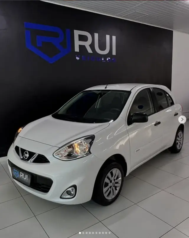 Carro Nissan March 2016 1.0 12V SV (Flex)