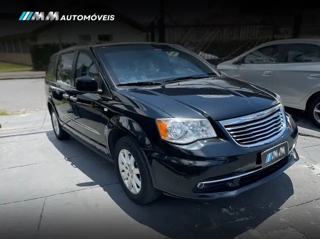 Carro Chrysler Town & Country 2014 Touring 3.6 V6 Aut.