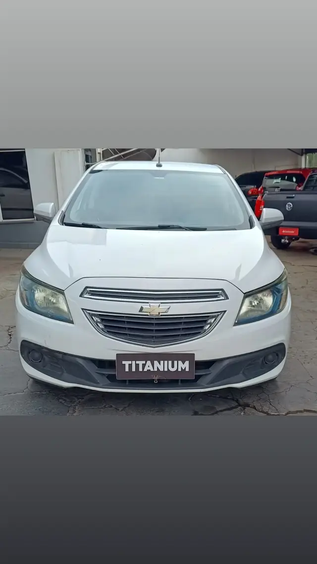 Carro Chevrolet Onix 2019 1.0 Joy SPE/4