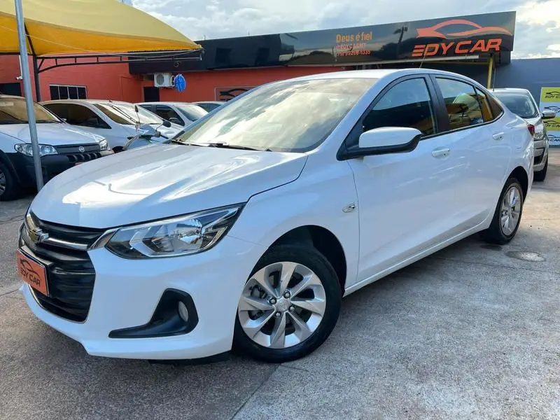 Chevrolet Onix Plus 1.0 LT (Flex)