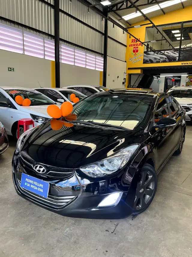 Carro Hyundai Elantra 2012 Sedan 1.8 GLS (aut)