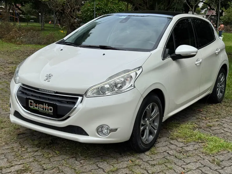 Peugeot 208 Griffe 1.6 16V (Flex) (Aut)