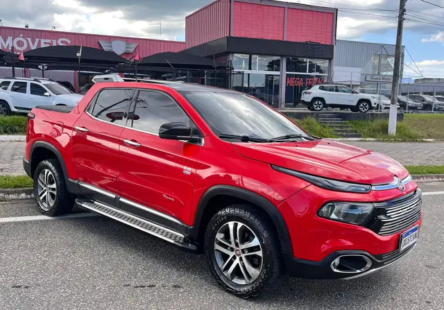 Carro Fiat Toro 2017 Volcano 2.0 diesel AT9 4x4