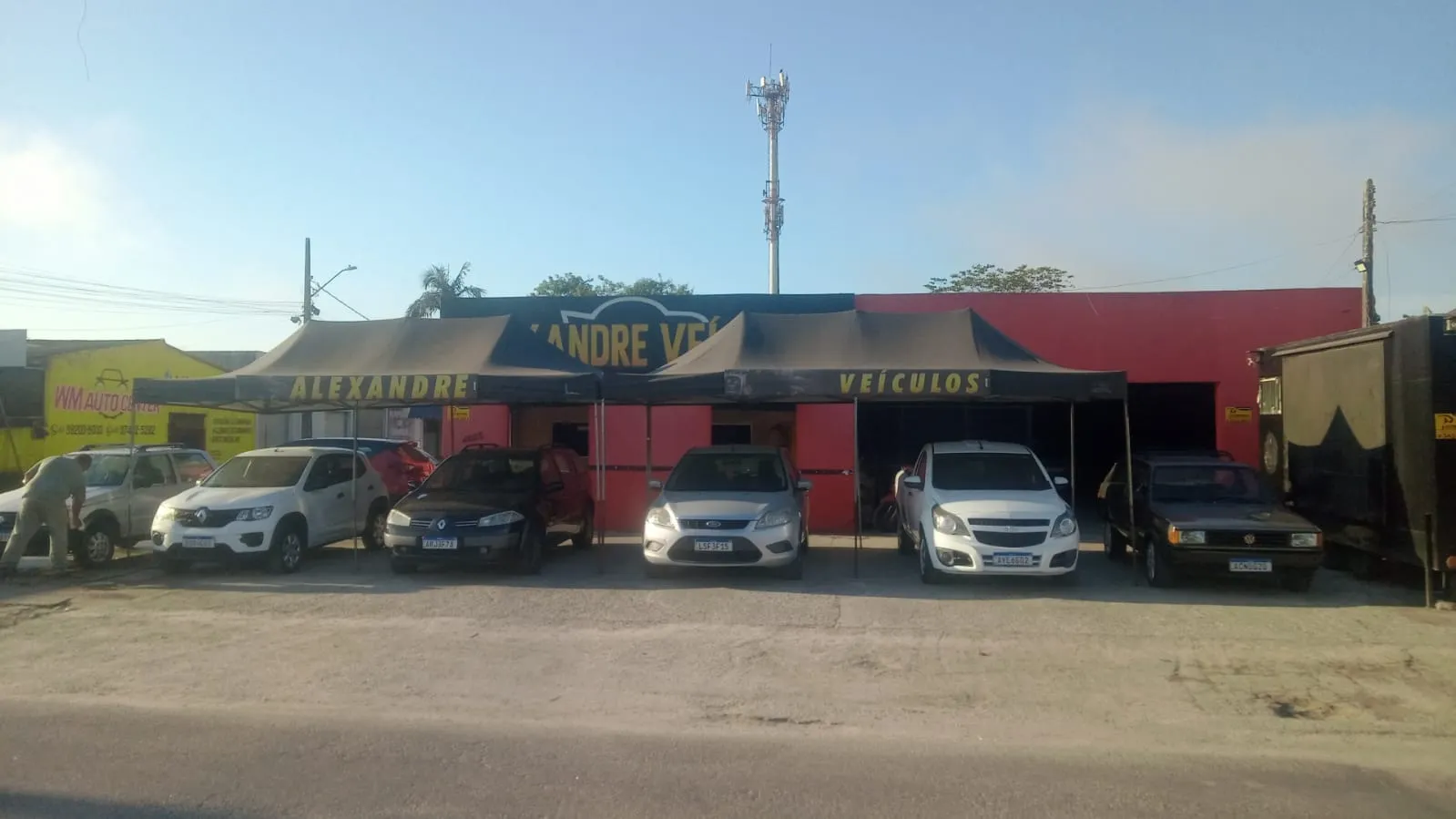 Fachada da loja ALEXANDRE VEICULOS LTDA - Paranaguá - PR