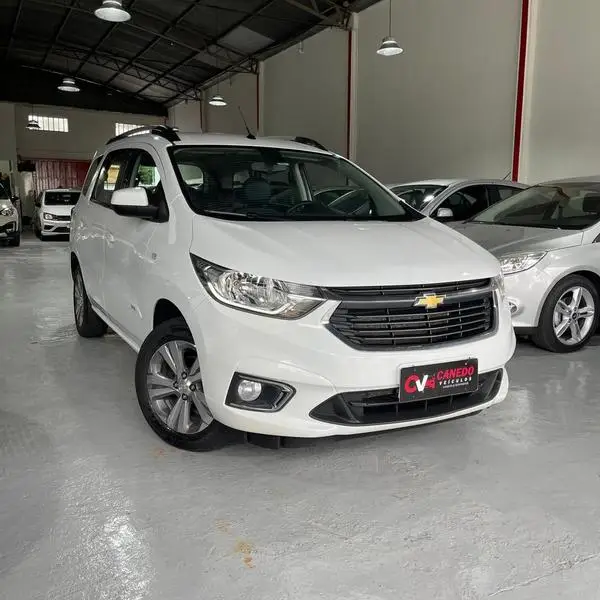 Carro Chevrolet Spin 2023 Premier 1.8 (Aut.)