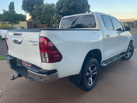 Hilux Cabine Dupla Hilux 2.7 SRV CD 4x2 (Flex) (Aut)