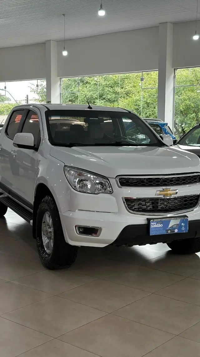 Carro Chevrolet S10 Cabine Dupla 2015 S10 2.8 CTDI LT 4WD (Cabine Dupla)