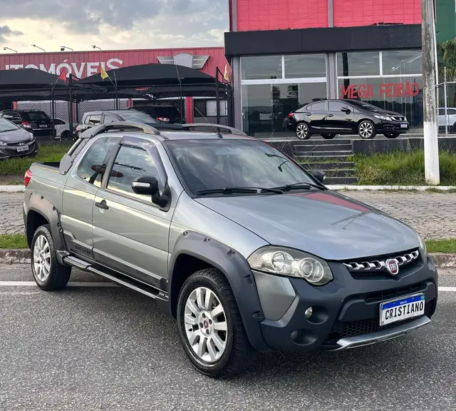 Carro Fiat Strada 2015 Adventure 1.8 16V (Flex) (Cabine Dupla)