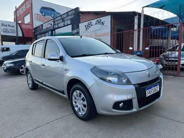 Carro Renault Sandero 2014 Expression 1.0 16V (flex)