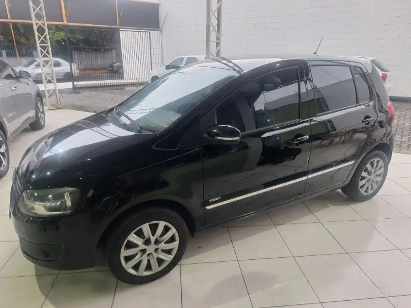 Volkswagen Fox 1.0 8V (Flex) 4p