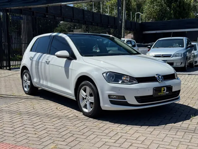Carro Volkswagen Golf 2015 Comfortline 1.4 TSi
