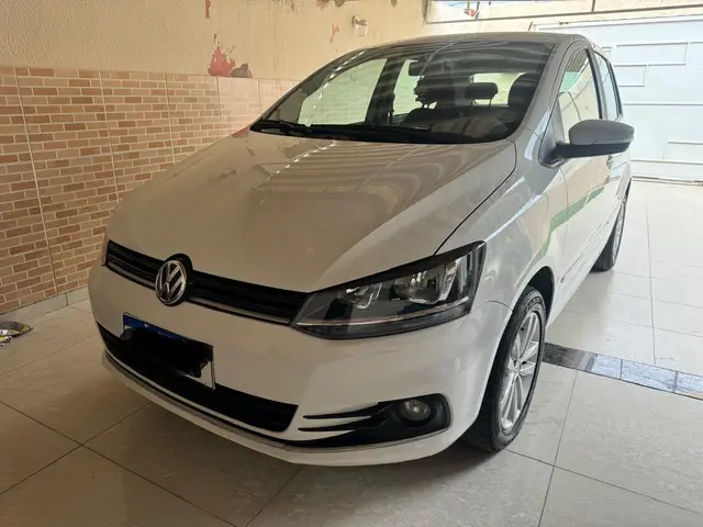 Carro Volkswagen Fox 2019 1.6 MSI Connect (Flex)