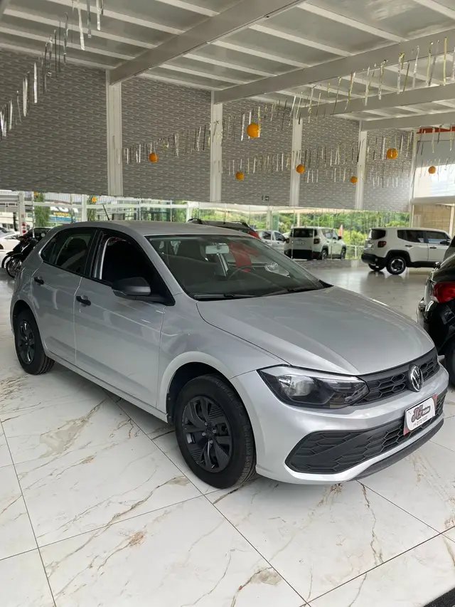 Carro Volkswagen Polo 2024 Track 1.0 Flex 12V 5p