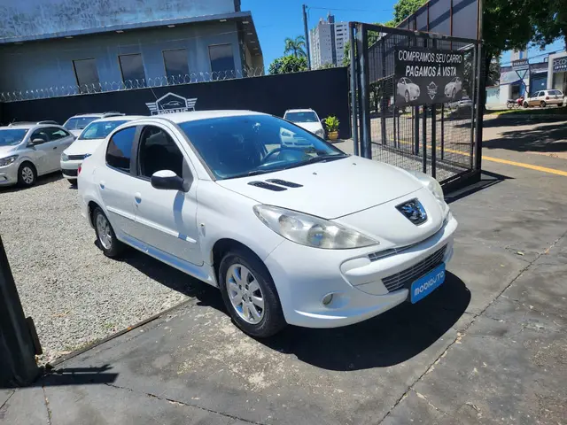 Carro Peugeot 207 Sedan 2012 207 Passion XR Sport 1.4 8V (flex)