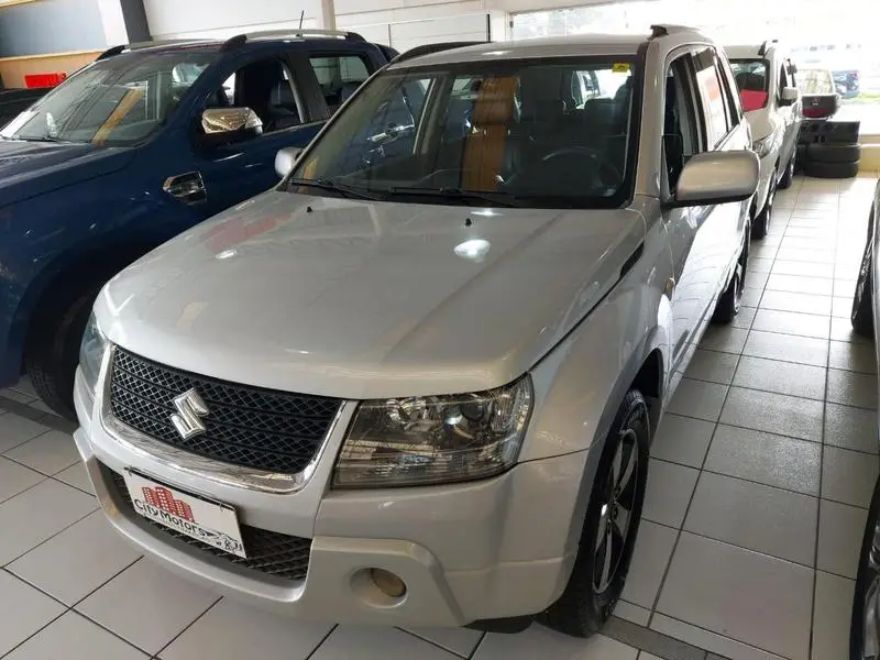 Suzuki 2.0 16V (aut)