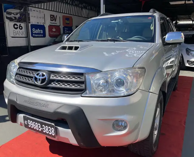 Carro Toyota Hilux SW4 2011 SRV 4x4 3.0 Turbo  (aut)