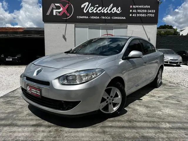 Carro Renault Fluence 2013 2.0 16V Dynamique (Flex)
