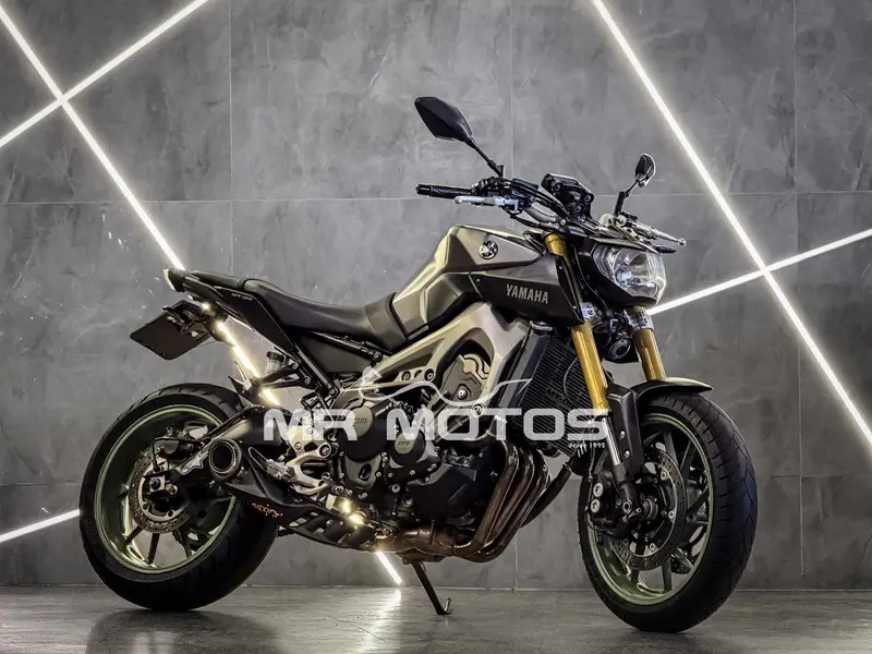 Yamaha MT-09 MT 09