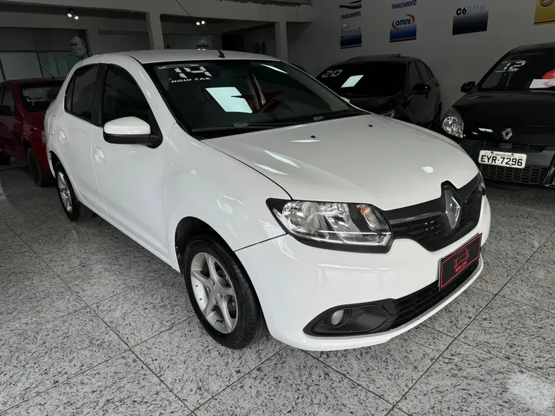 Renault Logan Expression 1.0 16V (flex)