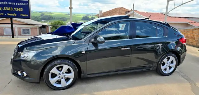 Carro Chevrolet Cruze 2014 HB Sport LTZ 1.8 16V FlexP. 5p Mec