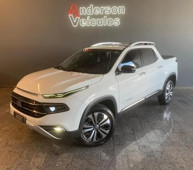 Carro Fiat Toro 2022 Volcano 1.3