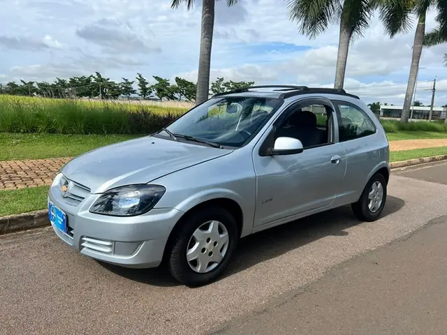 Carro Chevrolet Celta 2009 Life 1.0 VHCE (Flex) 2p
