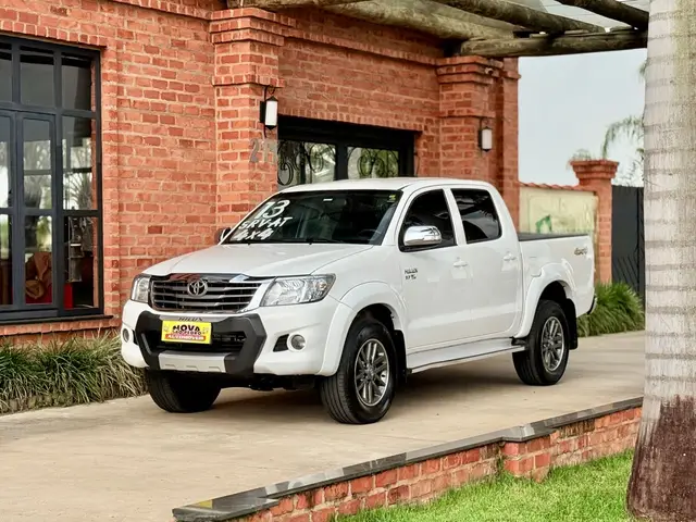 Carro Toyota Hilux Cabine Dupla 2013 Hilux 2.7 SRV CD 4x4 (Flex) (Aut)