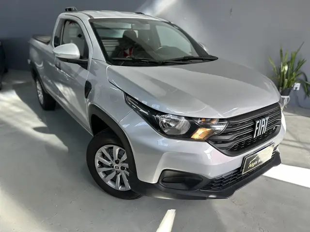 Carro Fiat Strada 2023 Endurance 1.4 Cabine Plus (Flex)