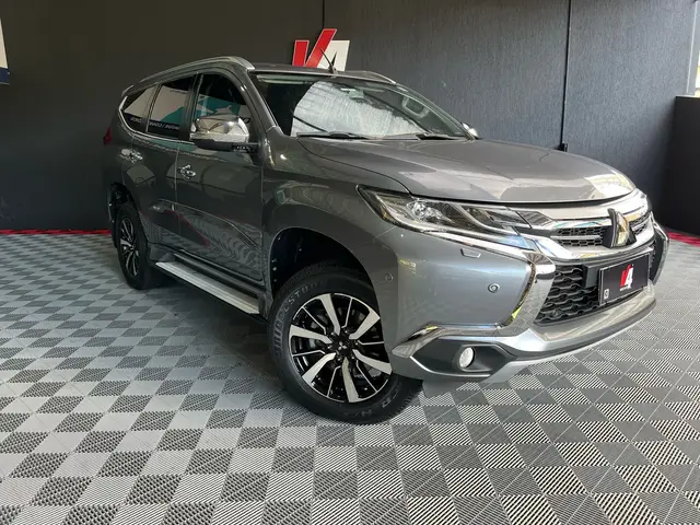 Carro Mitsubishi Pajero Sport 2020 HPE 4x4 2.5 (aut)
