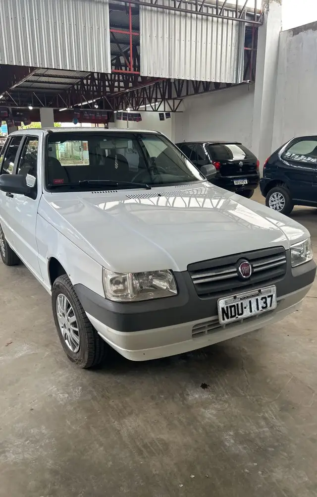 Carro Fiat Uno Mille 2013 Fire Economy Way 1.0 (Flex) 4p