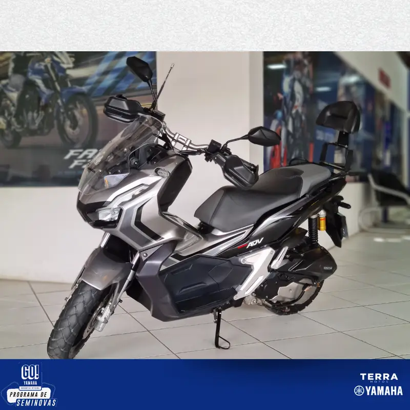 Honda ADV ABS