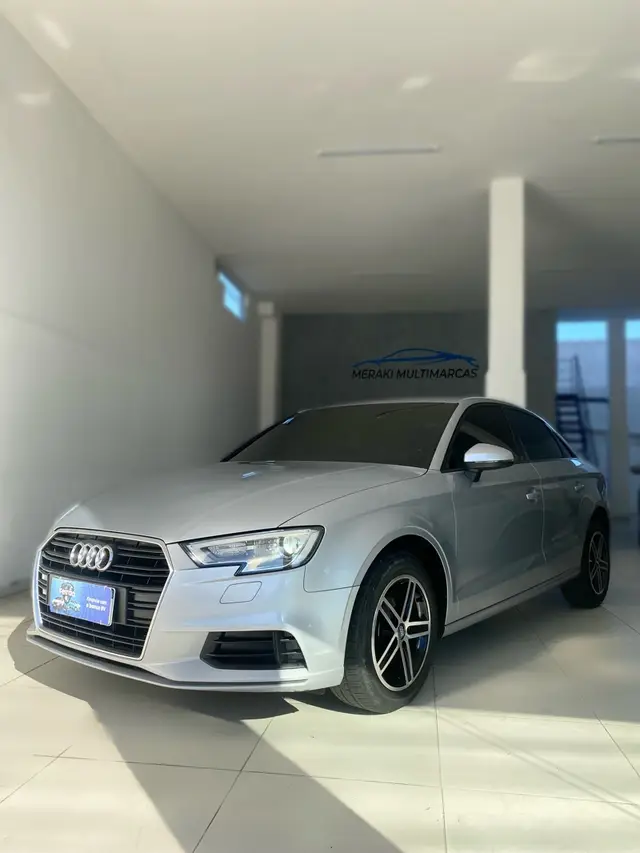 Carro Audi A3 2017 1.4 TFSI Ambiente Tiptronic (Flex)