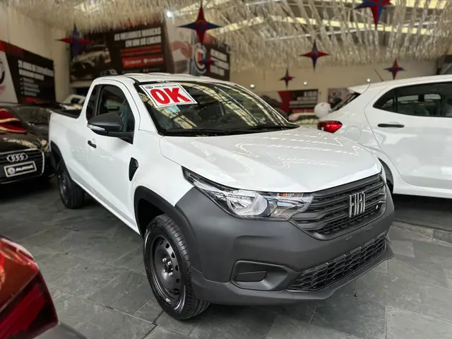Carro Fiat Strada 2025 Endurance 1.3 Flex 8V CS