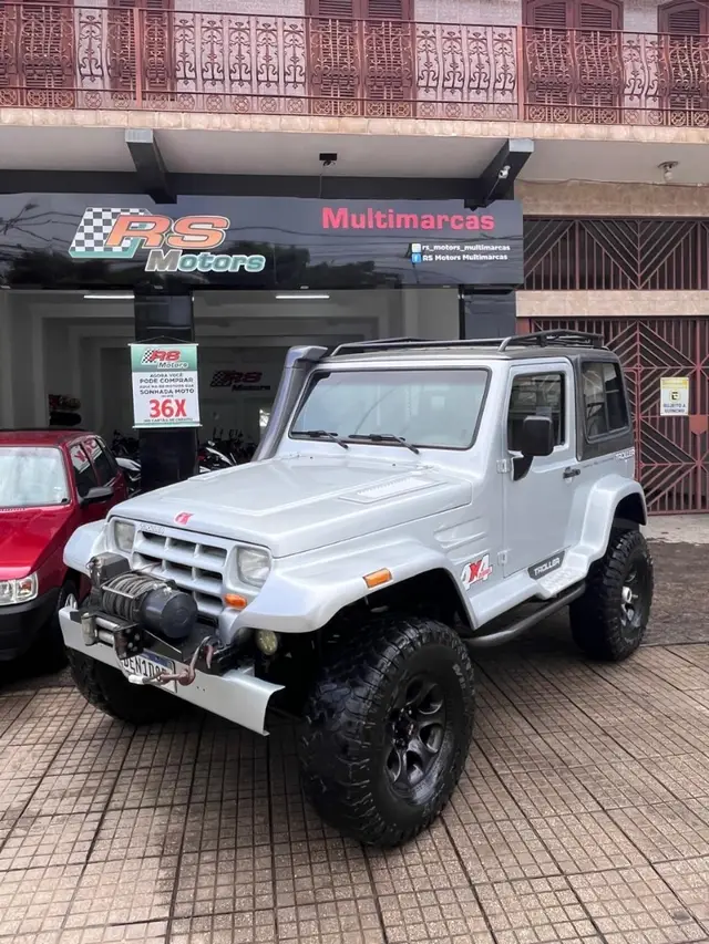 Carro Troller T4 2003 4x4 2.8 Turbo (teto lona)