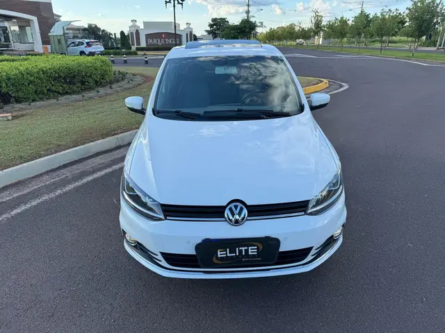 Carro Volkswagen Fox 2016 1.6 16v MSI Highline (Flex)