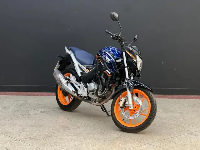 Carro Honda CB 250F Twister 2020 (CBS)
