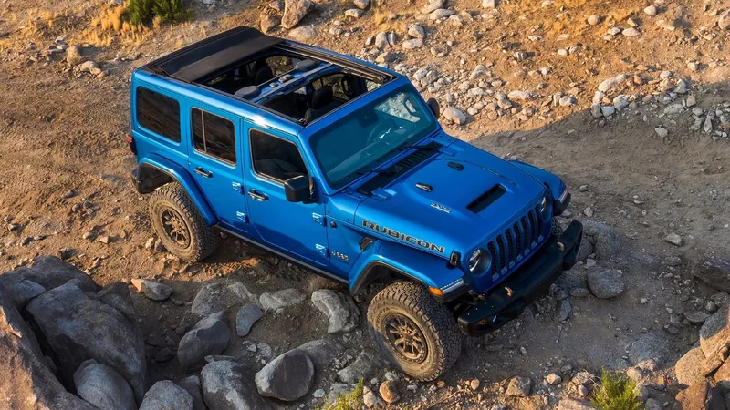 Jeep Wrangler Rubicon 392 V8 é tudo que o Renegade queria ser