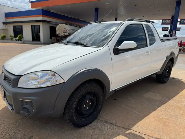 Carro Fiat Strada 2018 Hard Working 1.4 (Flex) (Cabine Estendida)